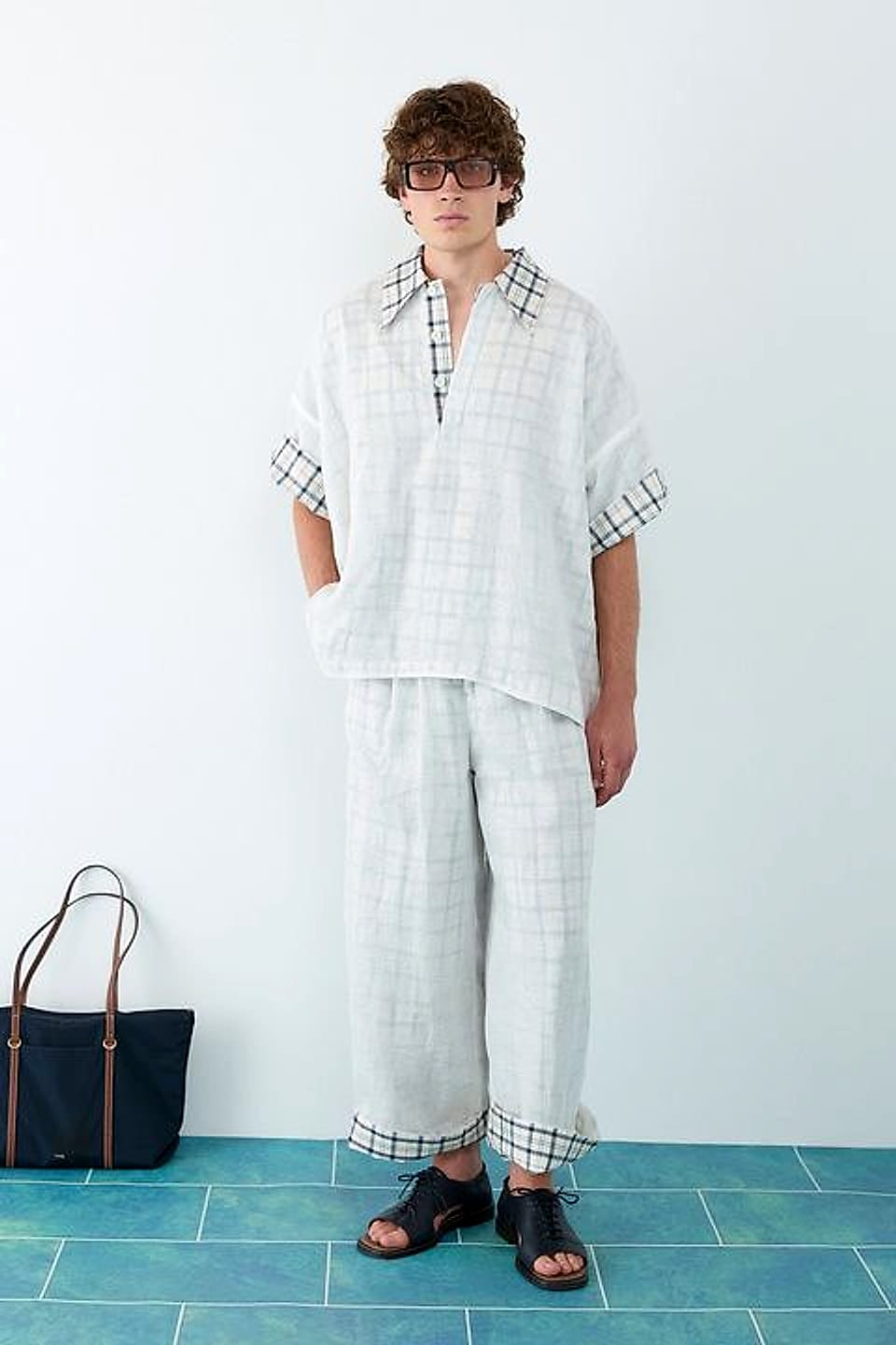 Chemise col camp à quadrillage — Blanc / Quadrillage noir — YEG Textile